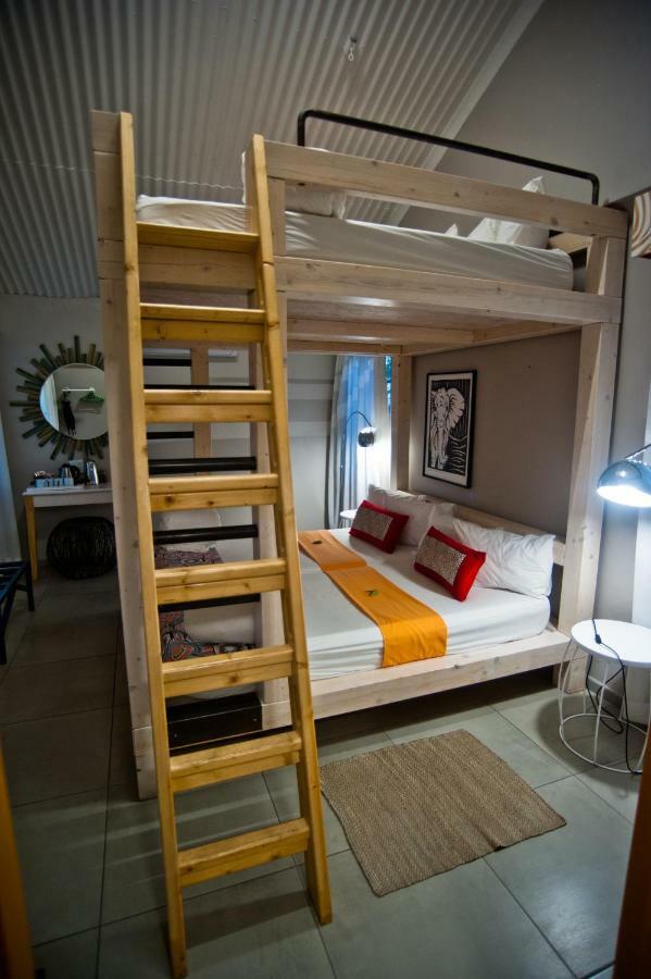 Gondwana Etosha Safari Camp Villa Okaukuejo Kültér fotó